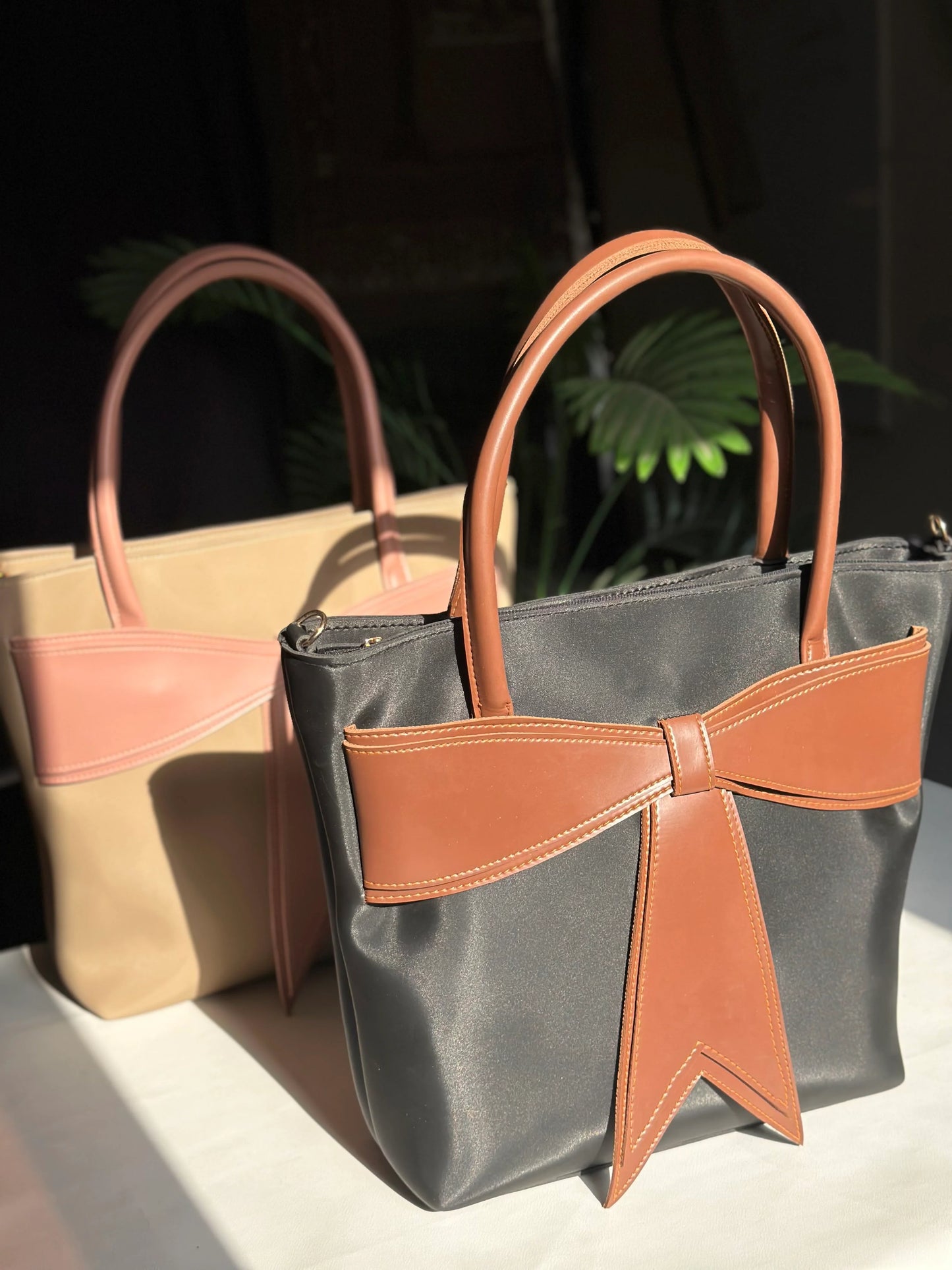 BELLE BOW TOTE